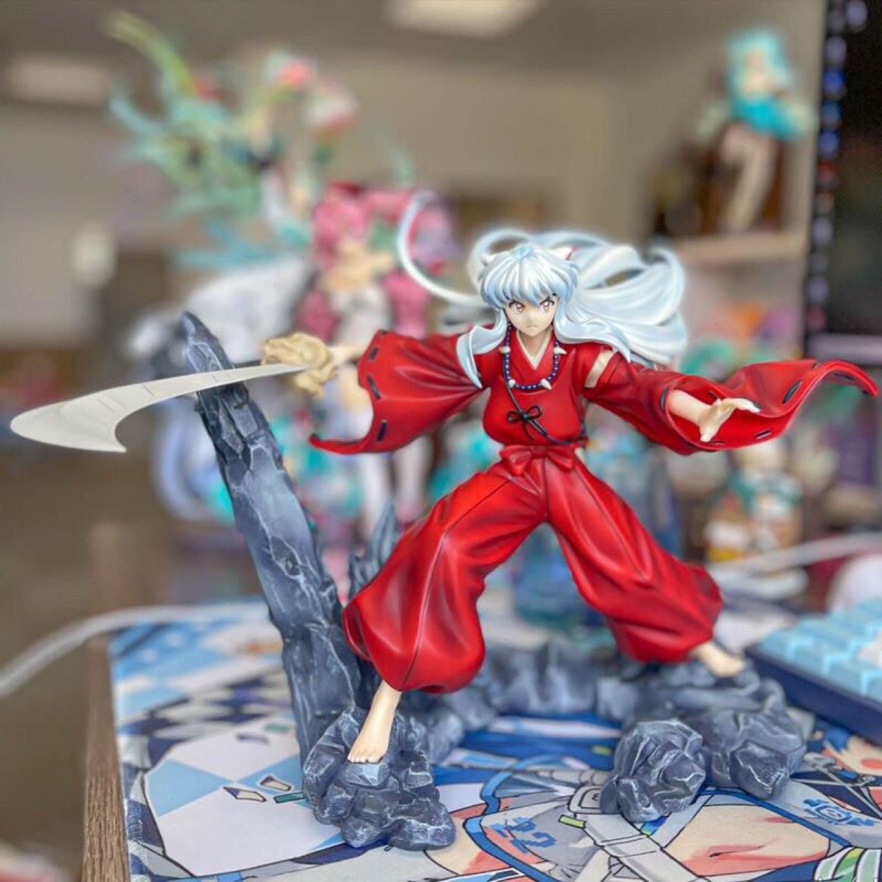 Anime Inuyasha Sesshoumaru Hobby Max Action Figure PVC Statue - The Truth Graphics